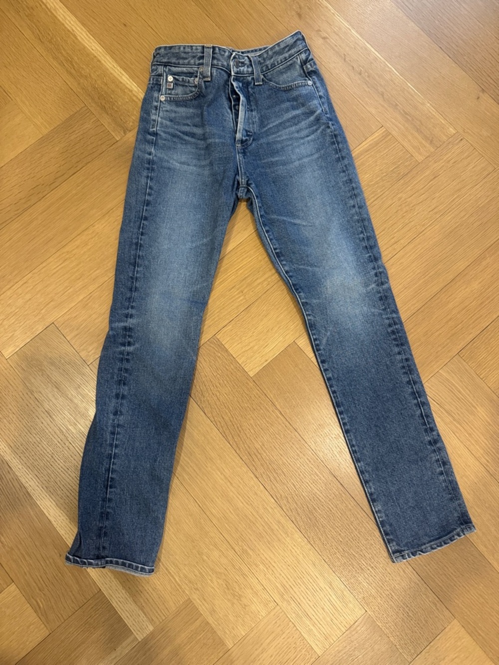 Classic Men's Blue Slim Straight Jeans